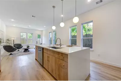 7120 Eastwood Street #A, Houston, TX 77021 - Photo 6