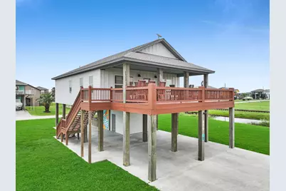 889 Mr G Street, Crystal Beach, TX 77650 - Photo 8