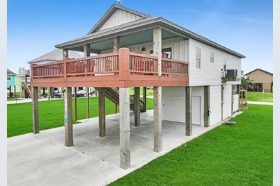 889 Mr G Street, Crystal Beach, TX 77650 - Photo 2