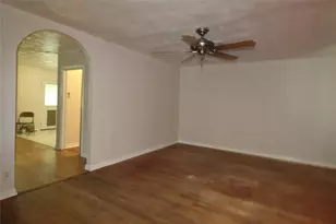 1800 Richardson Ln, Baytown, TX 77520 - Photo 4