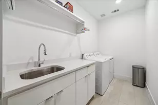4532 Sunburst St, Bellaire, TX 77401 - Photo 30