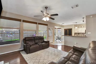 1809 Oak Wood Drive E, Pearland, TX 77581 - Photo 12