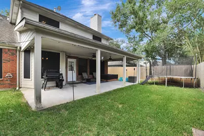 1809 Oak Wood Drive E, Pearland, TX 77581 - Photo 2