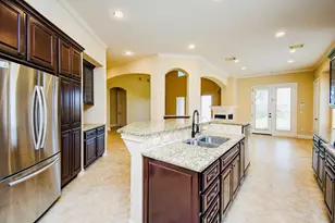 1611 Whitfield St, Sugar Land, TX 77479 - Photo 8