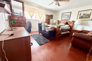 6701 Sands Point Dr, Houston, TX 77074 - Photo 4