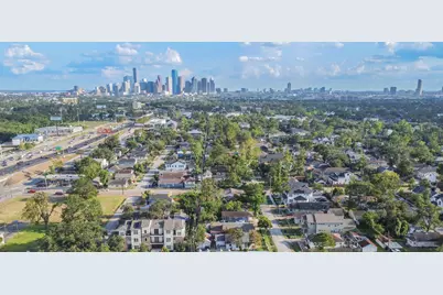 738 Redwing Place Drive, Houston, TX 77009 - Photo 2