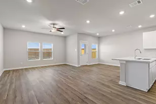 2490 N Heritage Dr, Dayton, TX 77535 - Photo 8