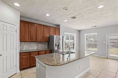 19534 Country Canyon Drive, Spring, TX 77388 - Photo 4