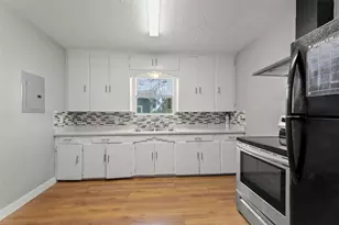 3420 Michigan St, Baytown, TX 77520 - Photo 8