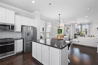 11918 Oakmont Valley Trace, Houston, TX 77051 - Photo 16