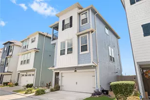 11918 Oakmont Valley Trace, Houston, TX 77051 - Photo 2