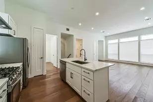2408 Emancipation Ave, Houston, TX 77004 - Photo 4