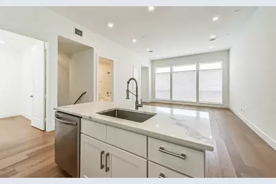 2408 Emancipation Avenue #A, Houston, TX 77004 - Photo 6