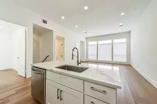 2408 Emancipation Ave, Houston, TX 77004 - Photo 6