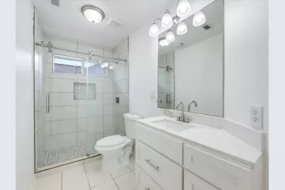 1114 Jasons Bend Drive, Sugar Land, TX 77479 - Photo 16