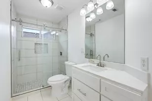 1114 Jasons Bend Dr, Sugar Land, TX 77479 - Photo 16