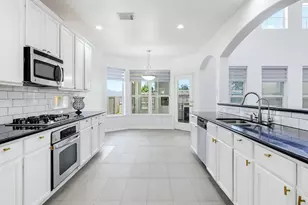 1114 Jasons Bend Dr, Sugar Land, TX 77479 - Photo 6