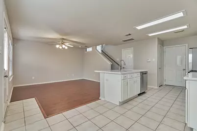 10 Musgrove Place, The Woodlands, TX 77382 - Photo 14