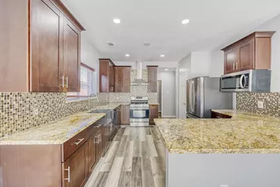 9351 Royal Way Way, Houston, TX 77083 - Photo 10