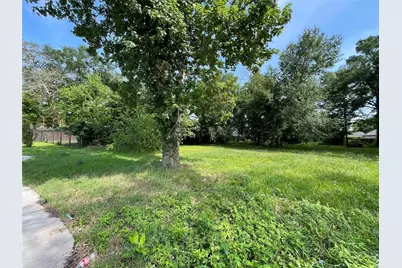 2622 Carmel Street, Houston, TX 77091 - Photo 2