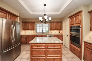 2307 Stephens Grant Dr, Sugar Land, TX 77479 - Photo 6