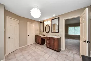2307 Stephens Grant Dr, Sugar Land, TX 77479 - Photo 18