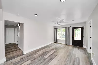 5903 Belneath Street, Houston, TX 77033 - Photo 12