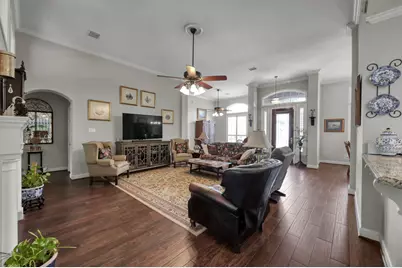 9832 W Shore Drive, Willis, TX 77318 - Photo 6