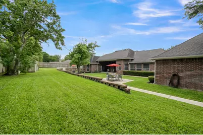 9832 W Shore Drive, Willis, TX 77318 - Photo 32