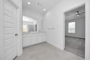 14902 Diamond Dove Ln, Houston, TX 77049 - Photo 22