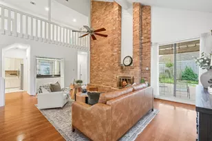 12219 Ravenmoor Dr, Houston, TX 77077 - Photo 10
