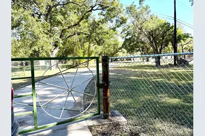 9030 River Road, New Braunfels, TX 78132 - Photo 4