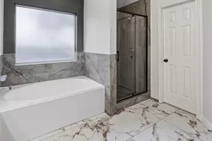 4418 W Thunderwood Cir, Fresno, TX 77545 - Photo 10