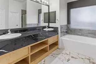 4418 W Thunderwood Cir, Fresno, TX 77545 - Photo 22