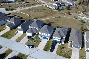 2522 Sturgeon Wy, Conroe, TX 77384 - Photo 2