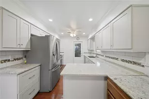 5 Ramey Cir, Houston, TX 77075 - Photo 18