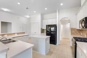 26127 Bent Meadow Ct, Katy, TX 77494 - Photo 4