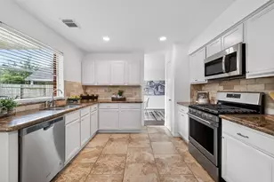 22907 Rainbow Bend Ln, Katy, TX 77450 - Photo 2