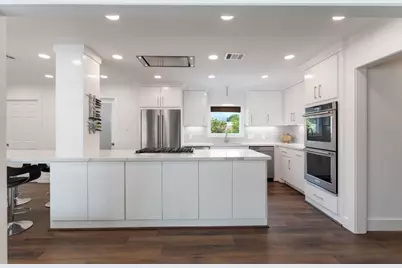 10226 Briar Forest Drive, Houston, TX 77042 - Photo 6