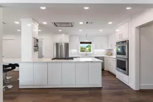 10226 Briar Forest Dr, Houston, TX 77042 - Photo 6