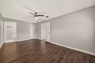 5935 Beldart St, Houston, TX 77033 - Photo 20