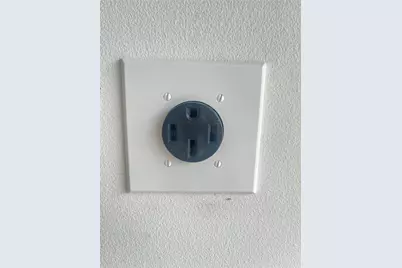 8010 Cora Street, Houston, TX 77088 - Photo 22