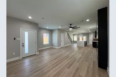 8010 Cora Street, Houston, TX 77088 - Photo 4