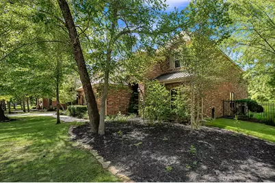 90 Player Oaks Place, The Woodlands, TX 77382 - Photo 48