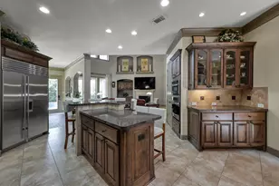 90 Player Oaks Pl, The Woodlands, TX 77382 - Photo 16