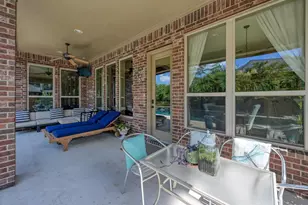 90 Player Oaks Pl, The Woodlands, TX 77382 - Photo 38