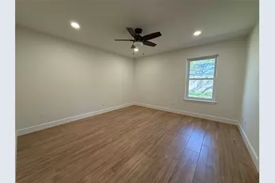 1 Redberry Court, The Woodlands, TX 77381 - Photo 10