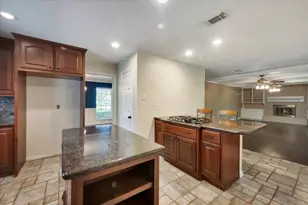 4026 Laurel Grove Dr, Taylor Lake Village, TX 77586 - Photo 14