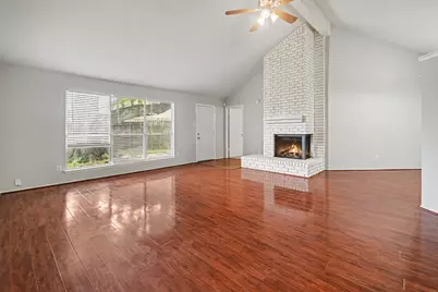 16715 Manowar Lane, Friendswood, TX 77546 - Photo 6