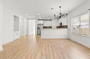 192 S Village Cove Loop, Livingston, TX 77351 - Photo 10